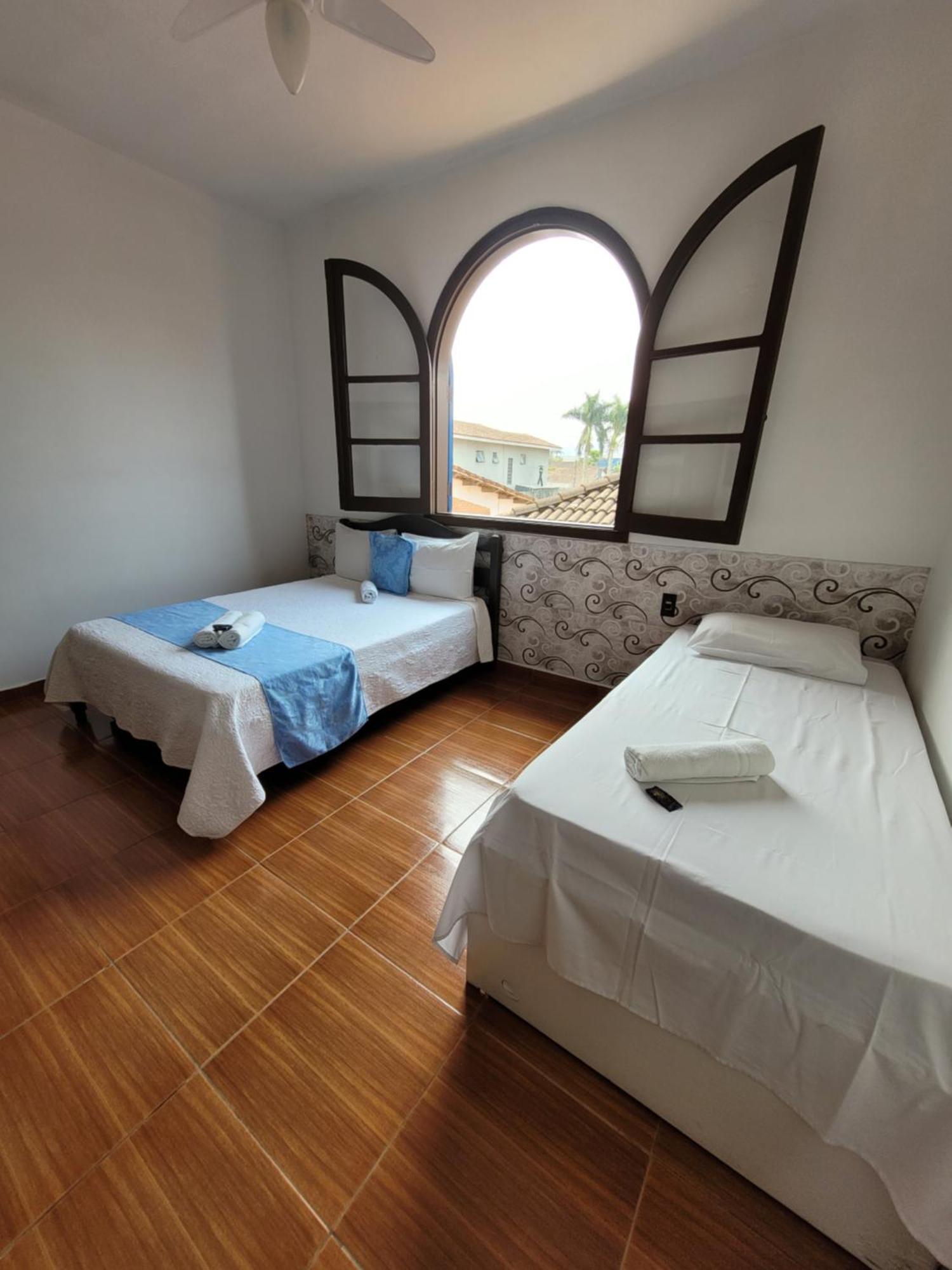 مبيت وإفطار غوارويا Casa Da Edna المظهر الخارجي الصورة